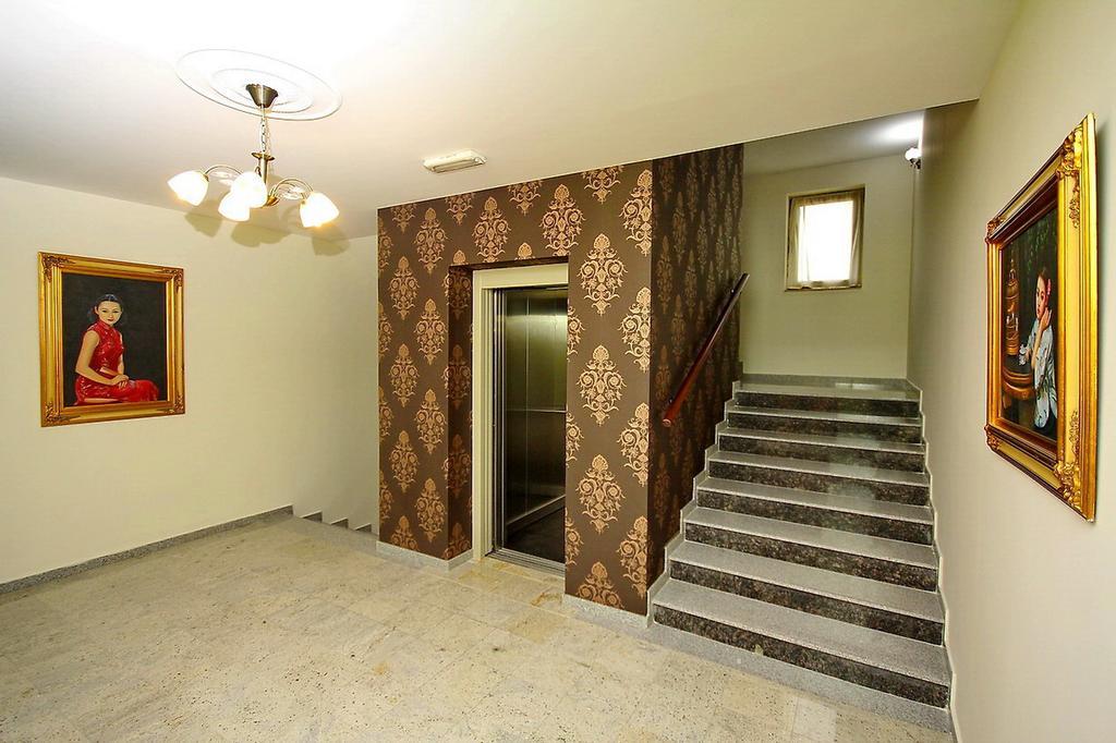 Hôtel Vila Palić Extérieur photo