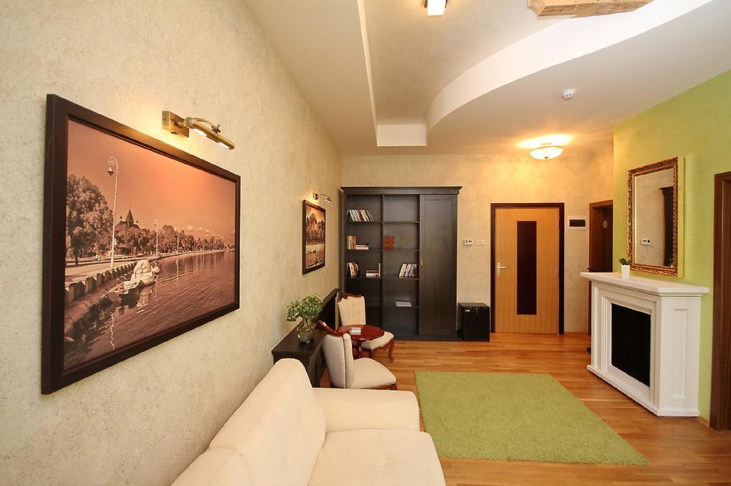 Hôtel Vila Palić Extérieur photo