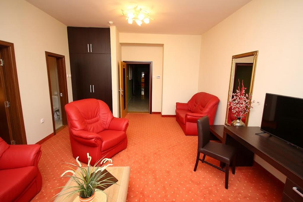 Hôtel Vila Palić Extérieur photo