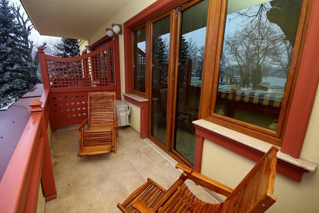 Hôtel Vila Palić Extérieur photo
