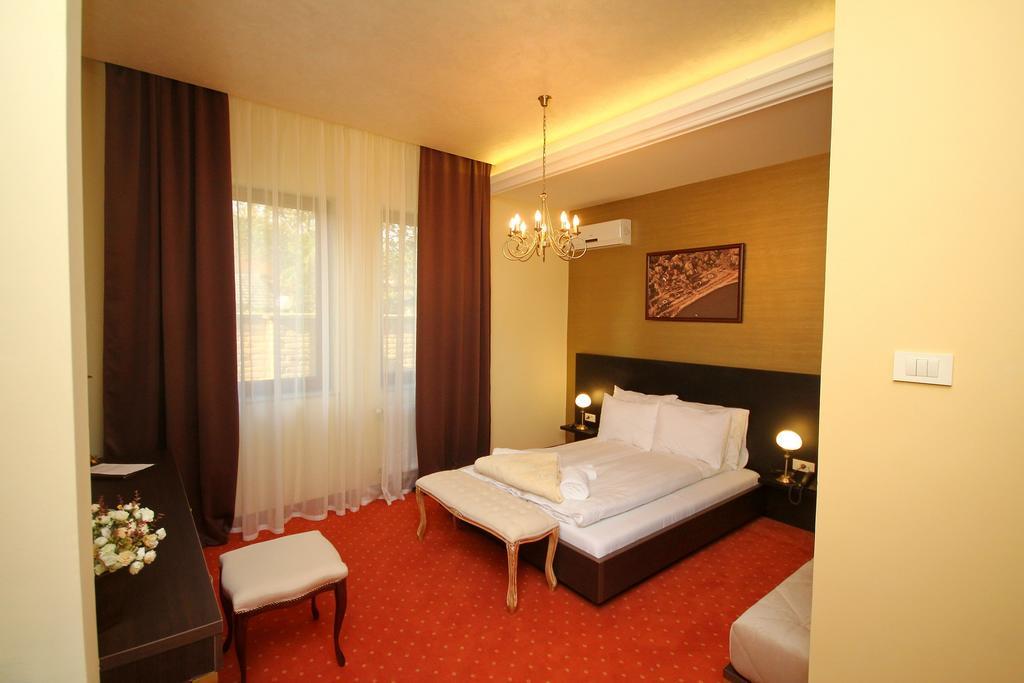 Hôtel Vila Palić Extérieur photo