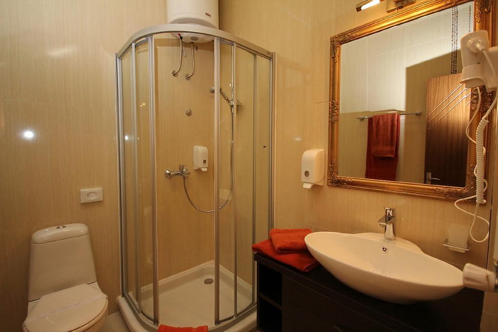 Hôtel Vila Palić Extérieur photo