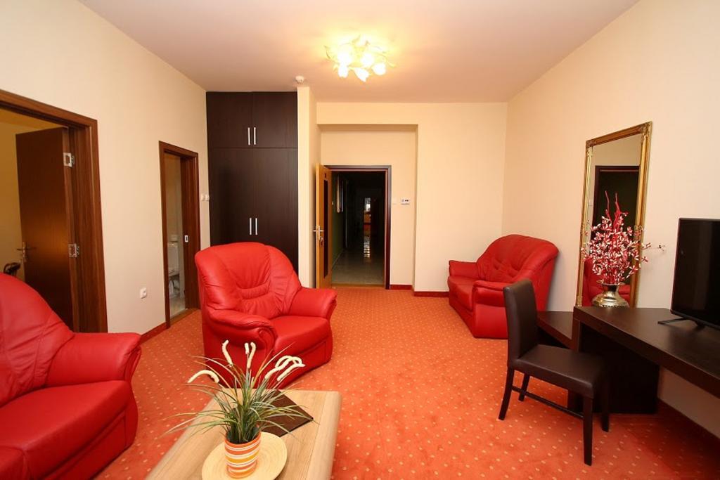 Hôtel Vila Palić Extérieur photo